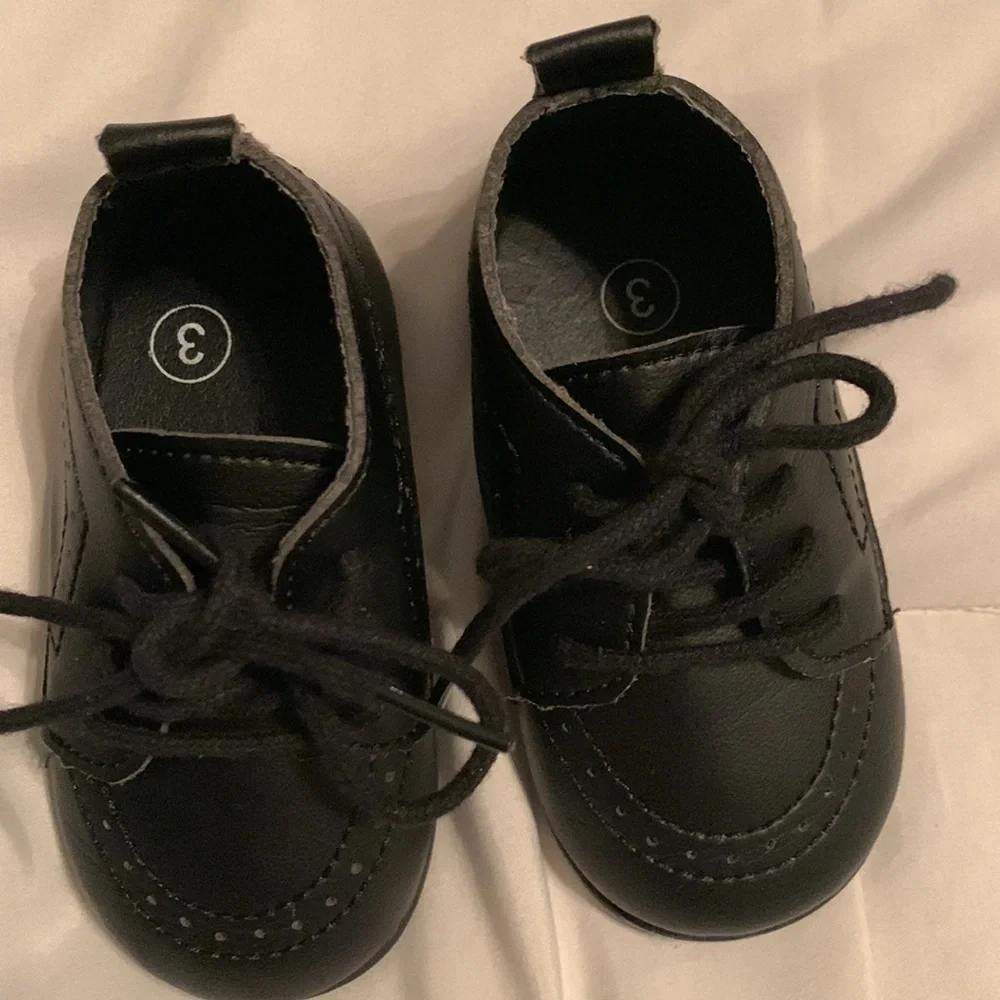 NWOT Black Oxford Dress Toddler Shoes with Smooth Finish Size 3T